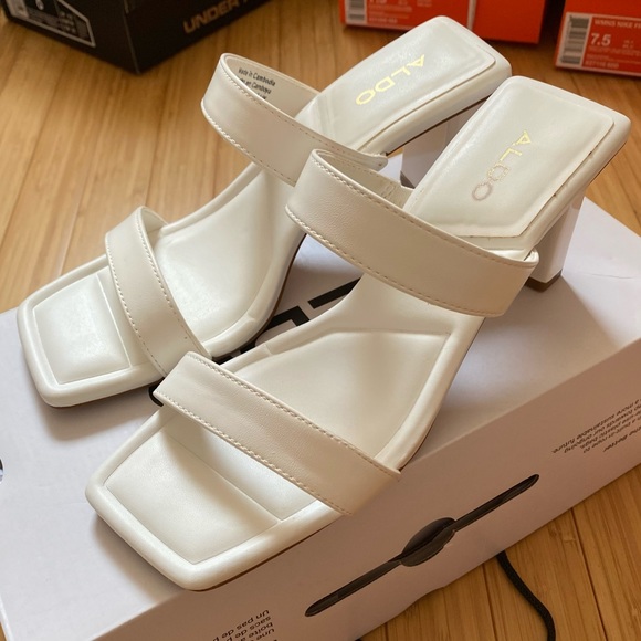 Aldo white square heels - Picture 1 of 4